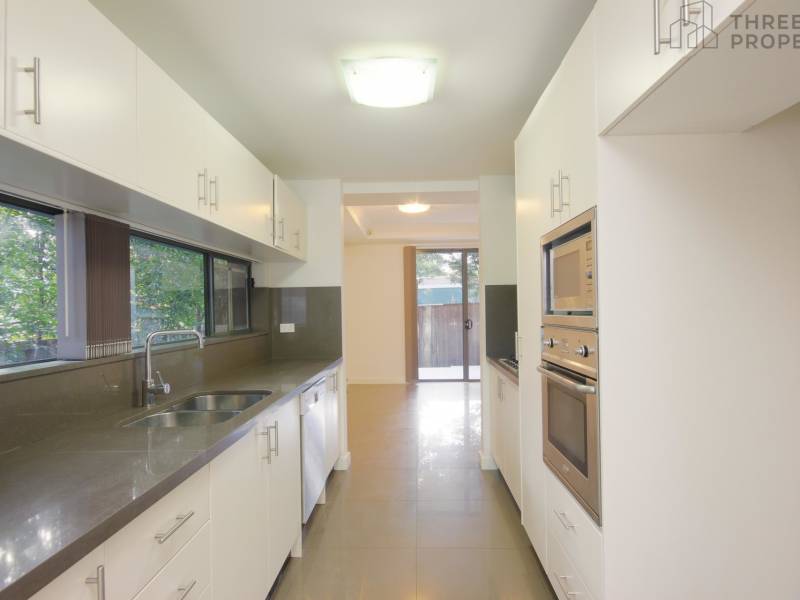 6/418 Lyons Road, Five Dock, NSW 2046 AUS