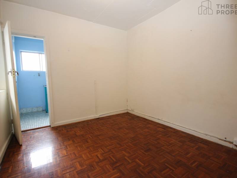 276 Unwins Bridge Road, Sydenham, NSW 2044 AUS