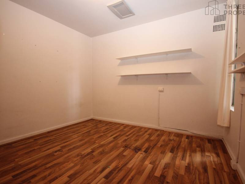 276 Unwins Bridge Road, Sydenham, NSW 2044 AUS