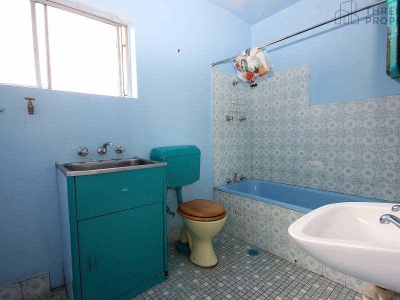 276 Unwins Bridge Road, Sydenham, NSW 2044 AUS