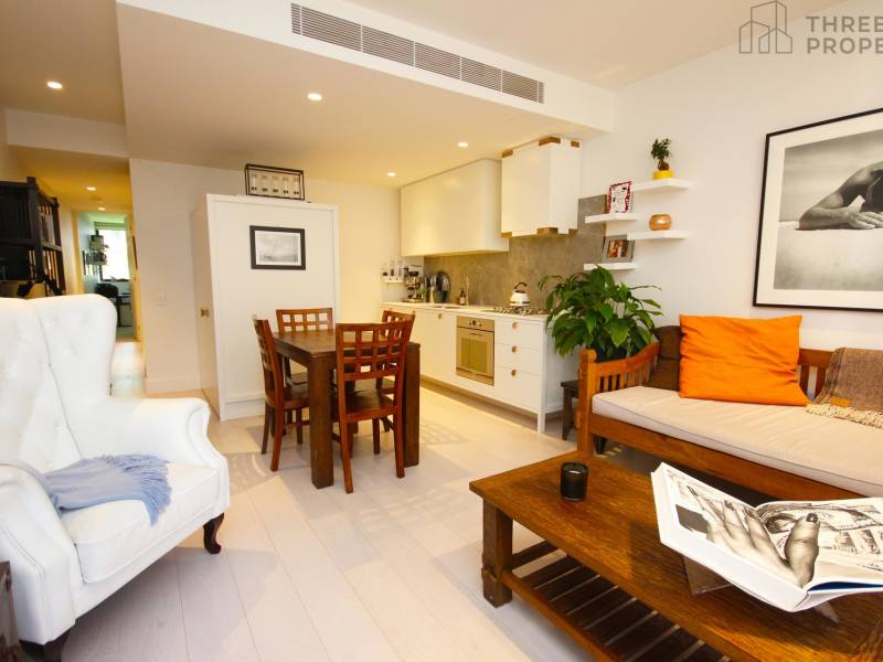 D302/72 MacDonald Street, Erskineville, NSW 2043 AUS