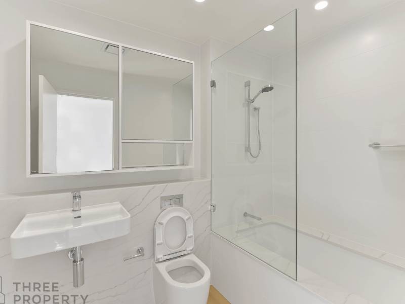 101/8 Foreshore Boulevard, Woolooware, NSW 2230 AUS