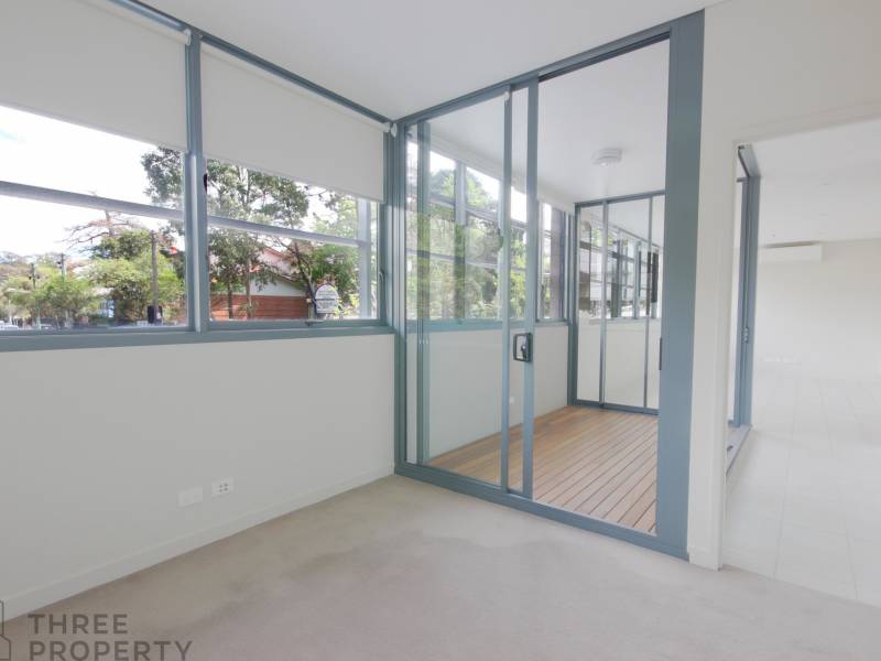 113/245 Pacific Highway, North Sydney, NSW 2060 AUS