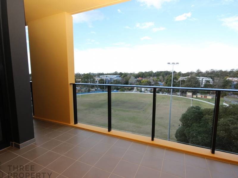 712/21-37 Waitara Avenue, Waitara, NSW 2077 AUS
