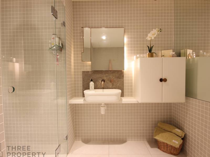 E502/72 MacDonald Street, Erskineville, NSW 2043 AUS