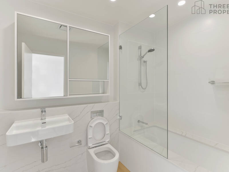 4 Foreshore Boulevard, Woolooware, NSW 2230 AUS