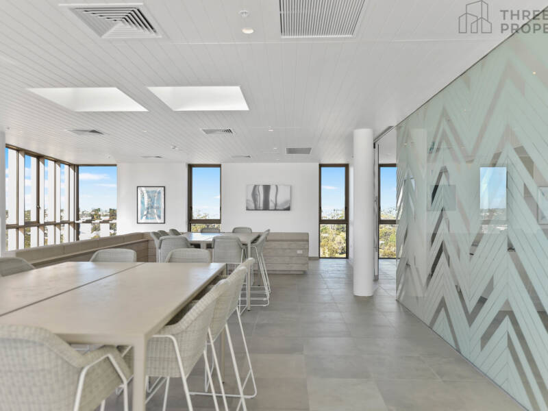 4 Foreshore Boulevard, Woolooware, NSW 2230 AUS