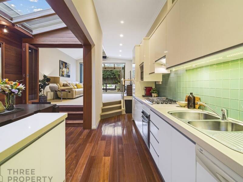 170 Henderson Road, Alexandria, NSW 2015 AUS