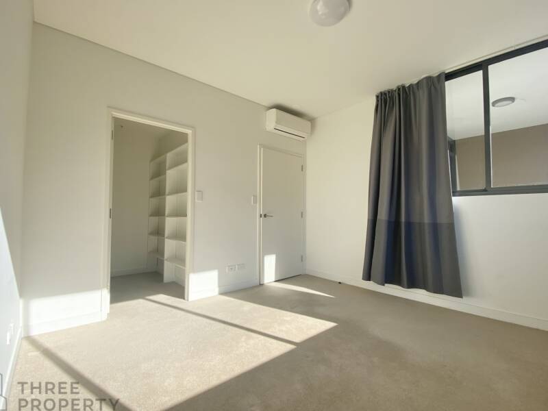 505/135 Pacific Highway, Hornsby, NSW 2077 AUS