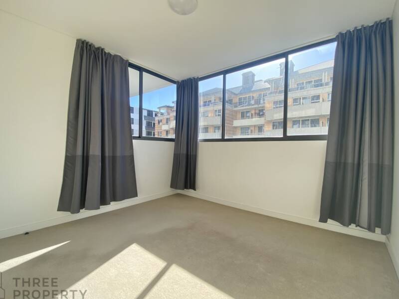 505/135 Pacific Highway, Hornsby, NSW 2077 AUS