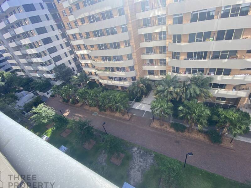 505/135 Pacific Highway, Hornsby, NSW 2077 AUS