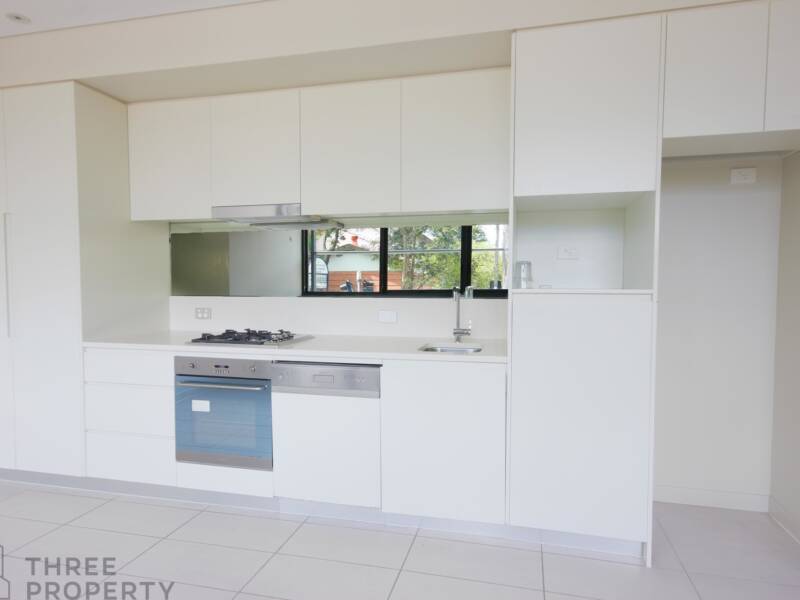 113/245 Pacific Highway, North Sydney, NSW 2060 AUS