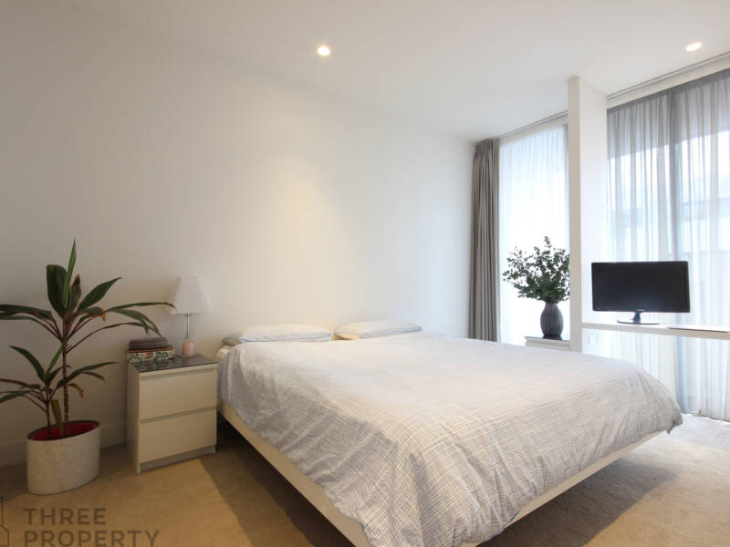 E502/72 MacDonald Street, Erskineville, NSW 2043 AUS