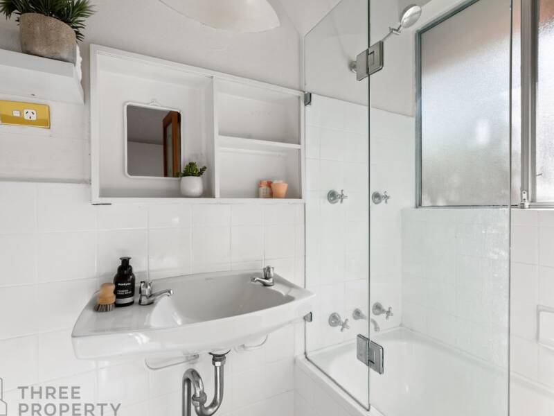 27/139A Smith Street, Summer Hill, NSW 2130 AUS