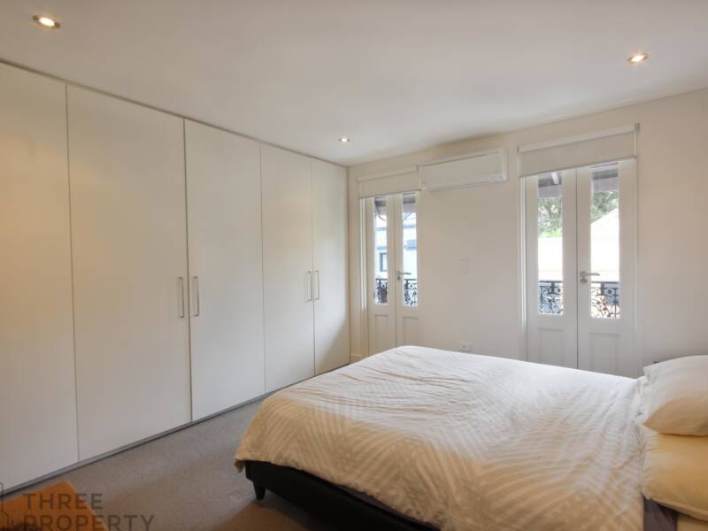6 Artlett Street, Edgecliff, NSW 2027 AUS