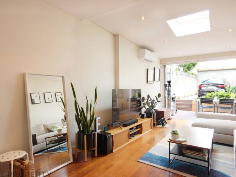 6 Artlett Street, Edgecliff, NSW 2027 AUS