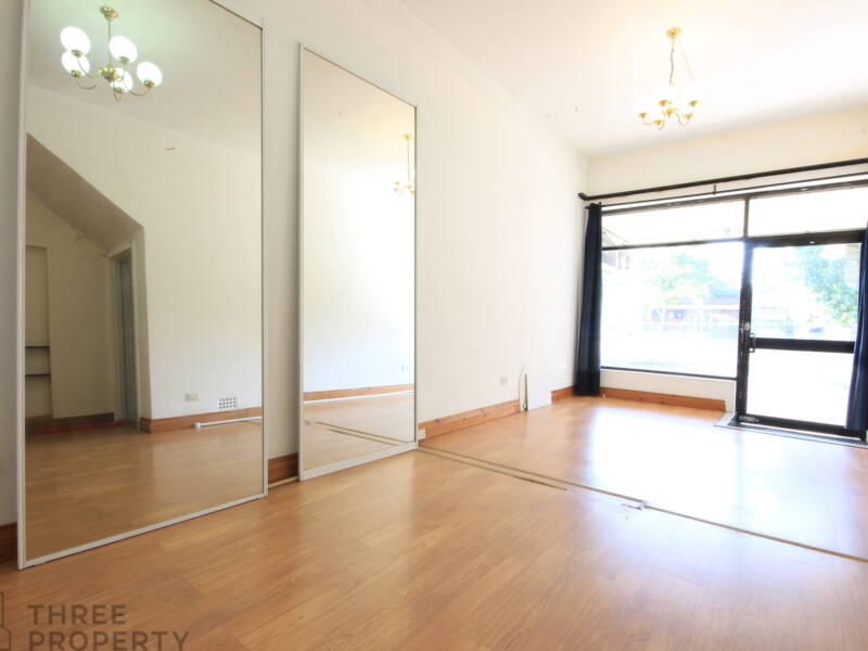 278 Unwins Bridge Road, Sydenham, NSW 2044 AUS