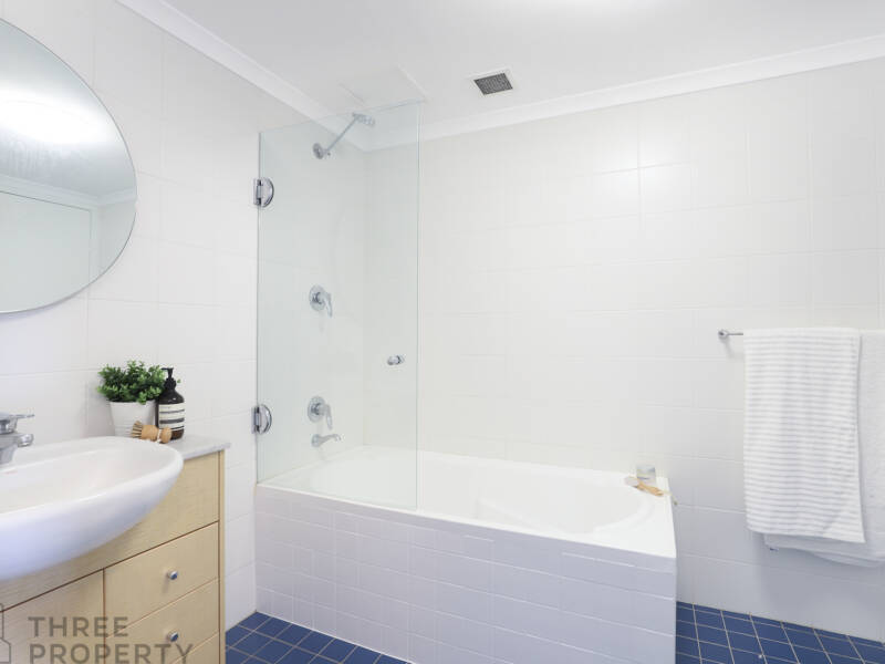 305/40 King Street, Waverton, NSW 2060 AUS