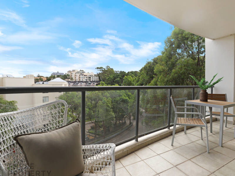 305/40 King Street, Waverton, NSW 2060 AUS