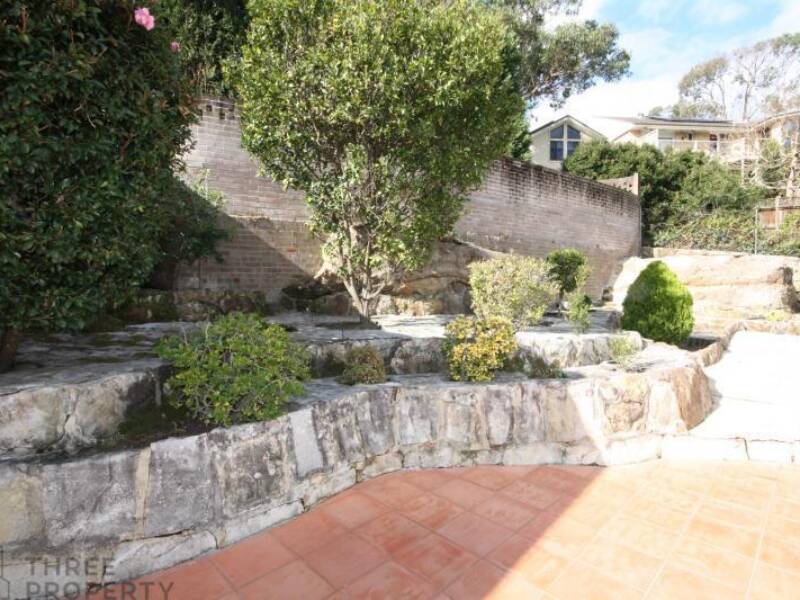 5 Warrawee Avenue, Castle Cove, NSW 2069 AUS