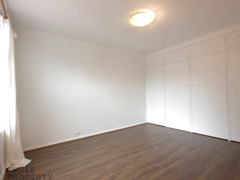 5 Warrawee Avenue, Castle Cove, NSW 2069 AUS