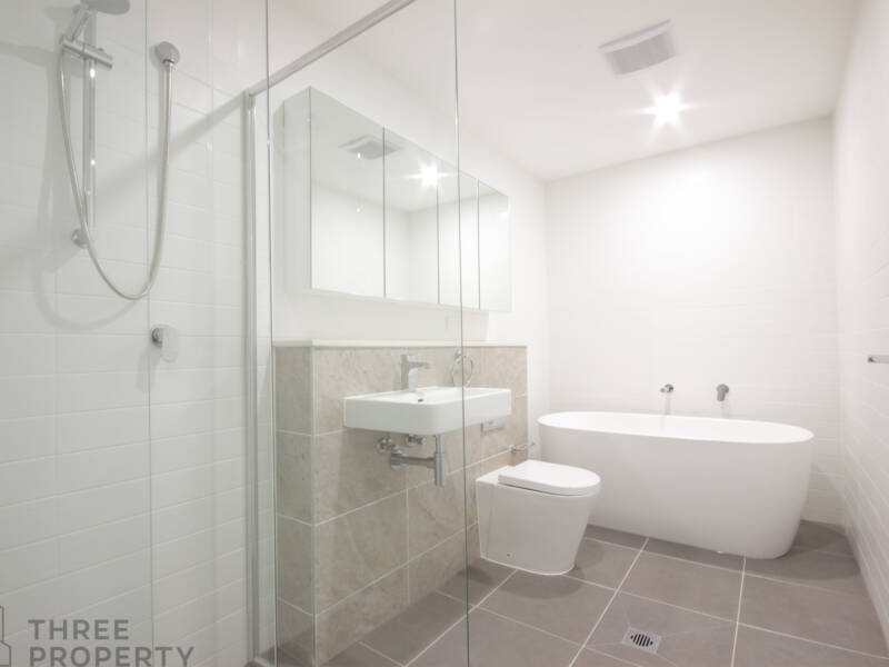D 327/10-18 Freesetllers Drive, Kellyville, NSW 2155 AUS