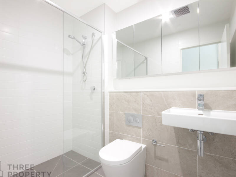 D 327/10-18 Freesetllers Drive, Kellyville, NSW 2155 AUS