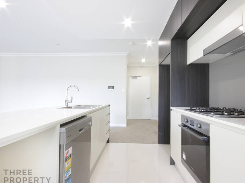 D 327/10-18 Freesetllers Drive, Kellyville, NSW 2155 AUS