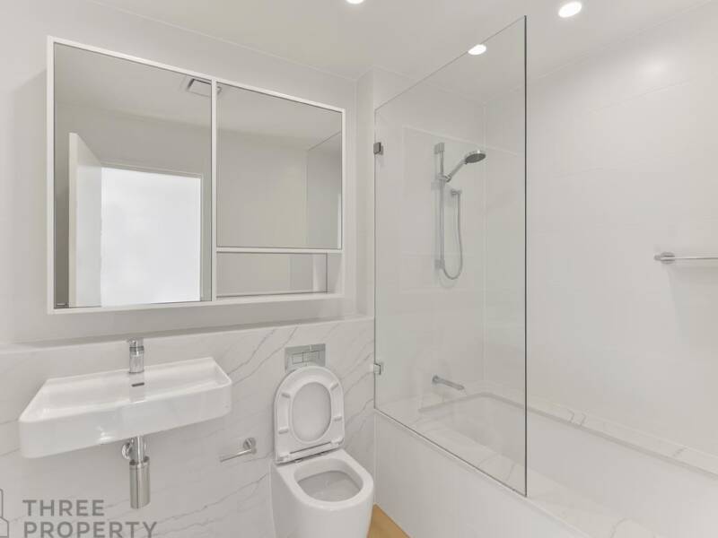 106/8 Foreshore Boulevard, Woolooware, NSW 2230 AUS