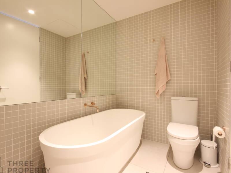 A401/72 MacDonald Street, Erskineville, NSW 2043 AUS