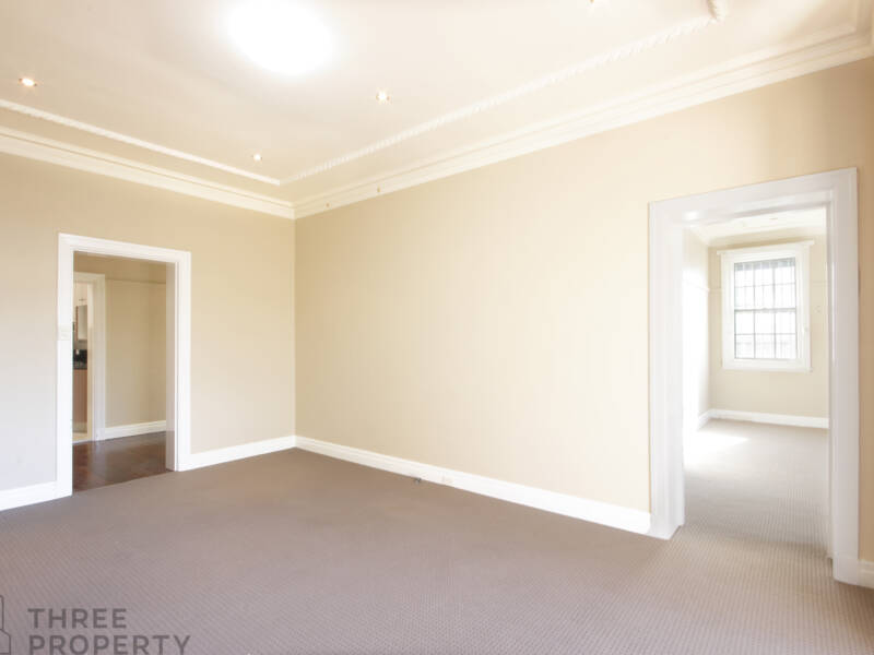 2/311B Edgecliff Road, Woollahra, NSW 2025 AUS