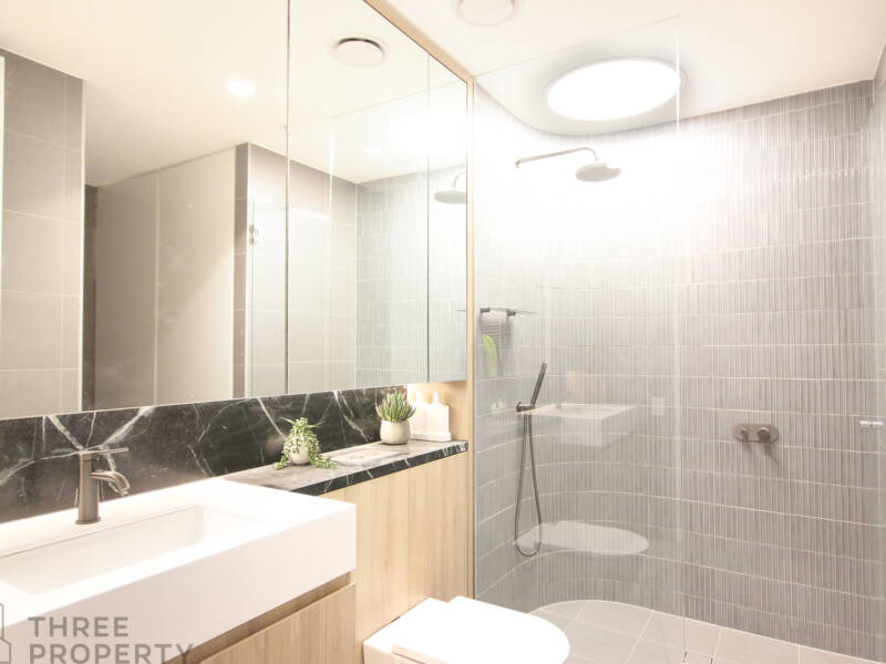 Level 301/3 Gray Street, Bondi Junction, NSW 2022 AUS