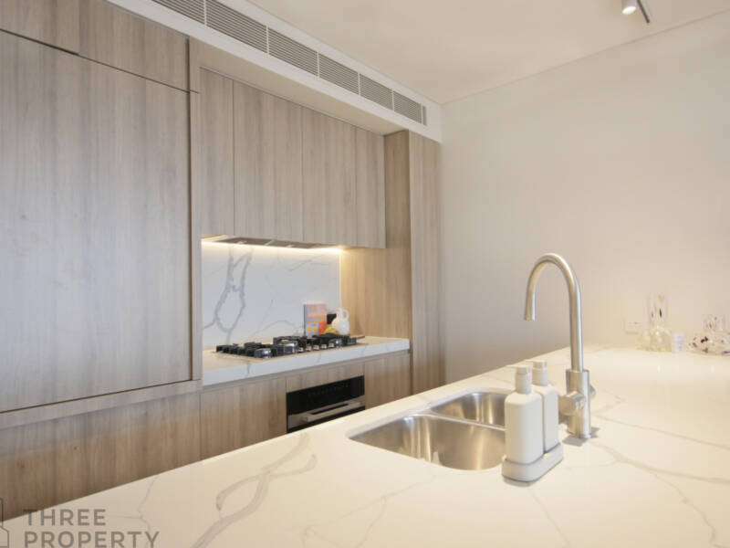 Level 301/3 Gray Street, Bondi Junction, NSW 2022 AUS