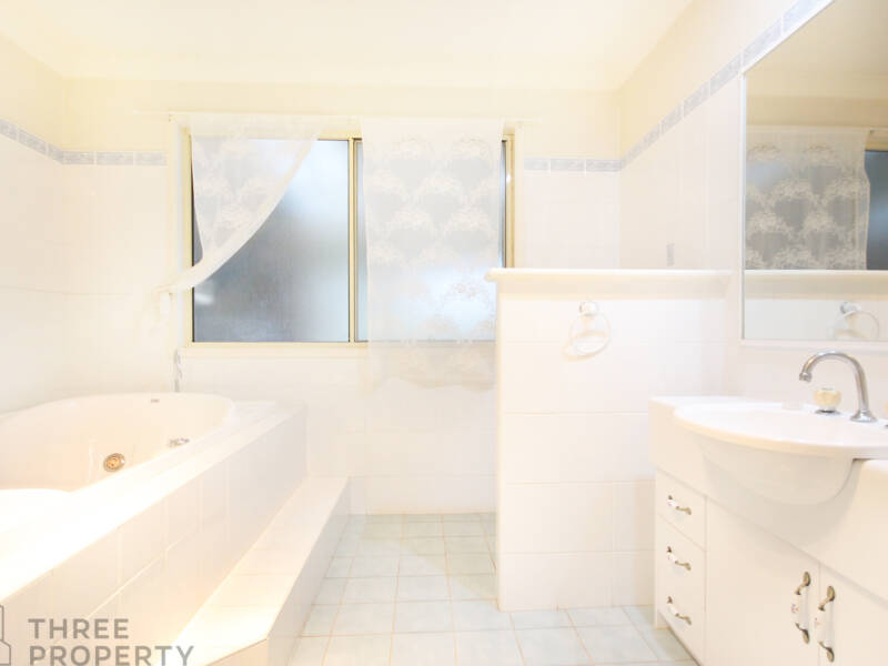 225 Byron Road, Leppington, NSW 2179 AUS