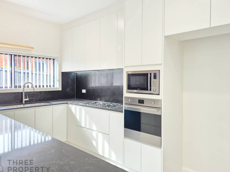2/14 Beattie Avenue, Denistone East, NSW 2112 AUS