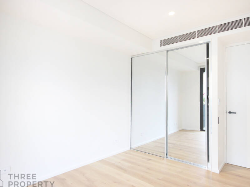202/3 Gray Street, Bondi Junction, NSW 2022 AUS
