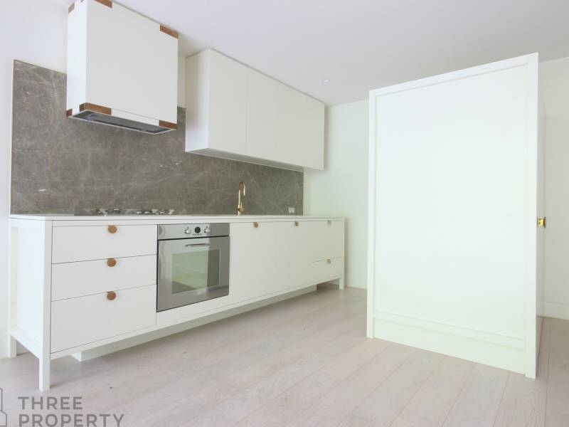 D301/72 MacDonald Street, Erskineville, NSW 2043 AUS