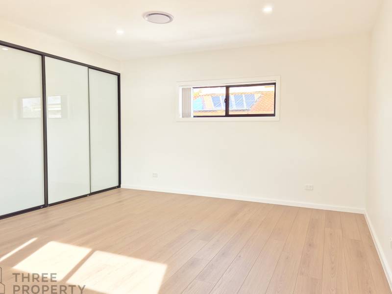 1/14 Beattie Avenue, Denistone East, NSW 2112 AUS