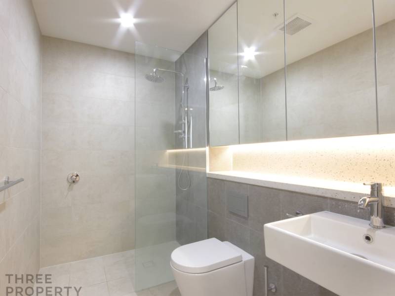 32 Civic Way, Rouse Hill, NSW 2155 AUS