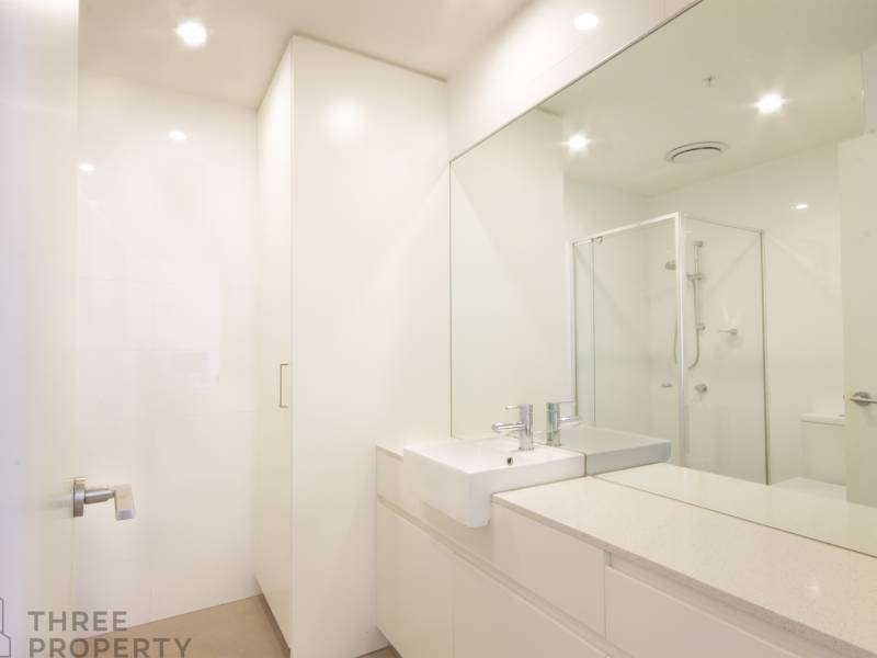 1209/135 Pacific Highway, Hornsby, NSW 2077 AUS