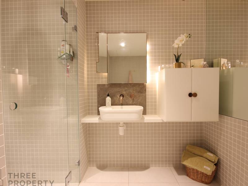 A606/72 MacDonald Street, Erskineville, NSW 2043 AUS