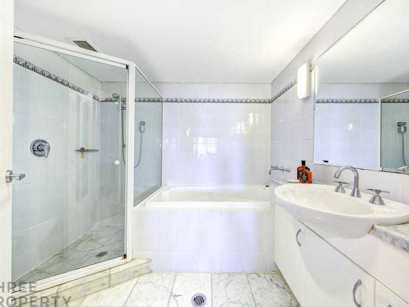 404/54-68 West Esplanade, Manly, NSW 2095 AUS