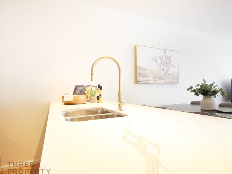 804/3 Gray Street, Bondi Junction, NSW 2022 AUS