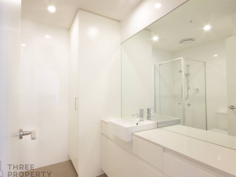 310/135 Pacific Highway, Hornsby, NSW 2077 AUS