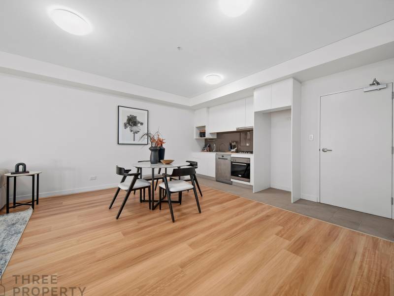 209/135 Pacific Highway, Hornsby, NSW 2077 AUS