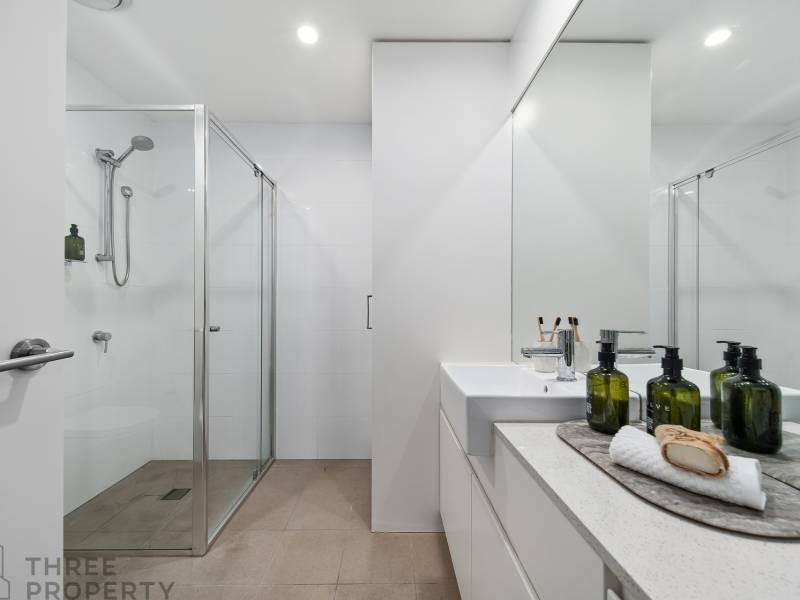 209/135 Pacific Highway, Hornsby, NSW 2077 AUS