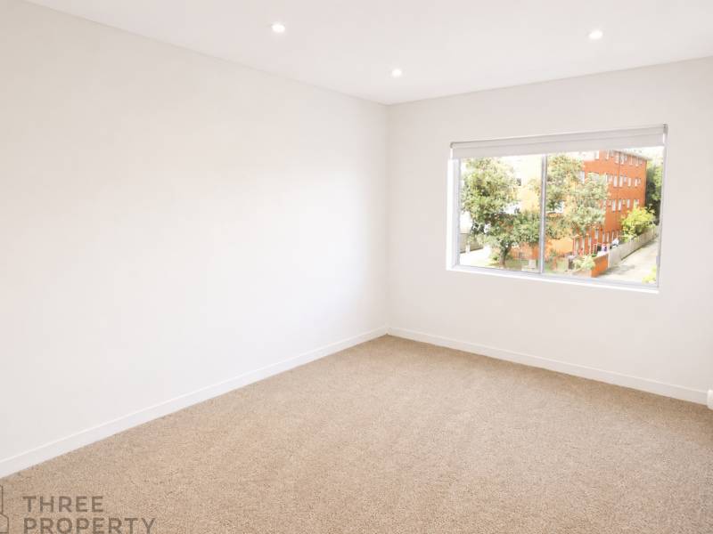 10/104 Howard Avenue, Dee Why, NSW 2099 AUS